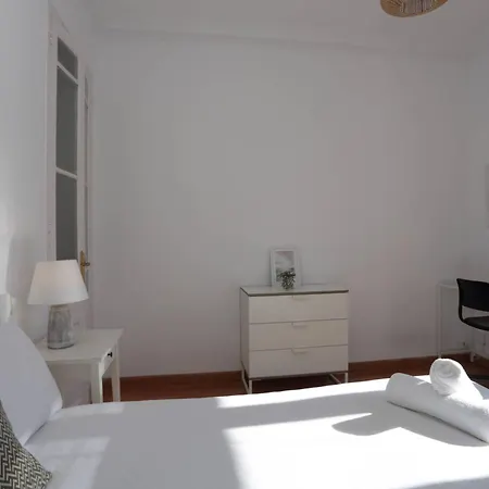 53par1013 - Magnifico Piso En Centro De Poble Sec